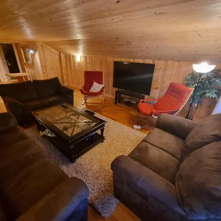 Holiday With 13 Bedrooms