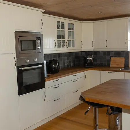 Holiday With 13 Bedrooms Вилла
